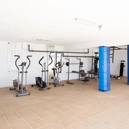 Apartment Frontline Bajamar With Pool & Gym